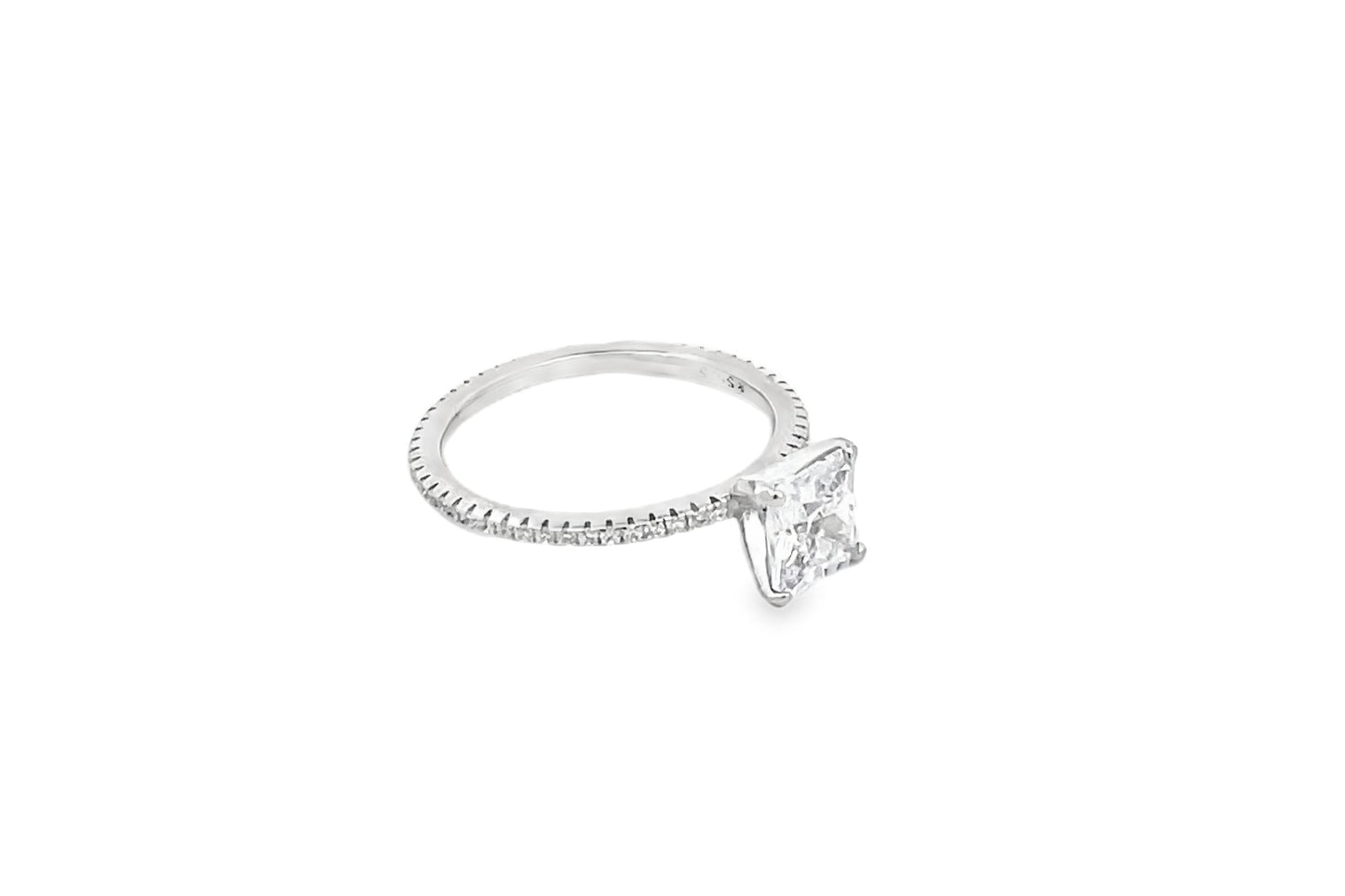 Elegant Silver Ring with Gemstone