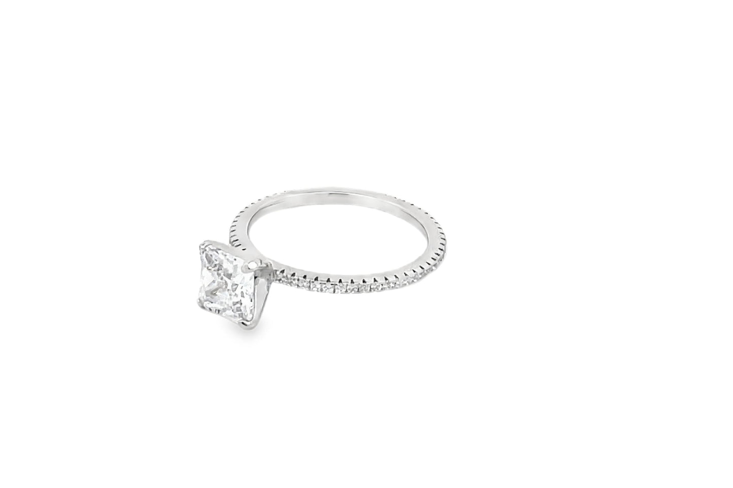 Elegant Silver Ring with Gemstone