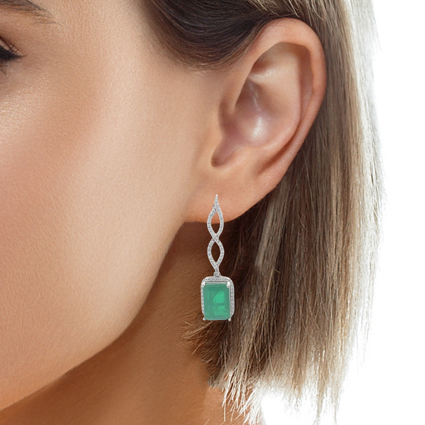 Elegant Emerald Drop Earrings