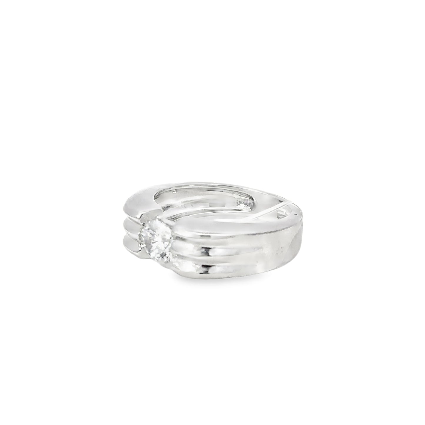 White Gold Solitaire Ring with Round Cut Diamond