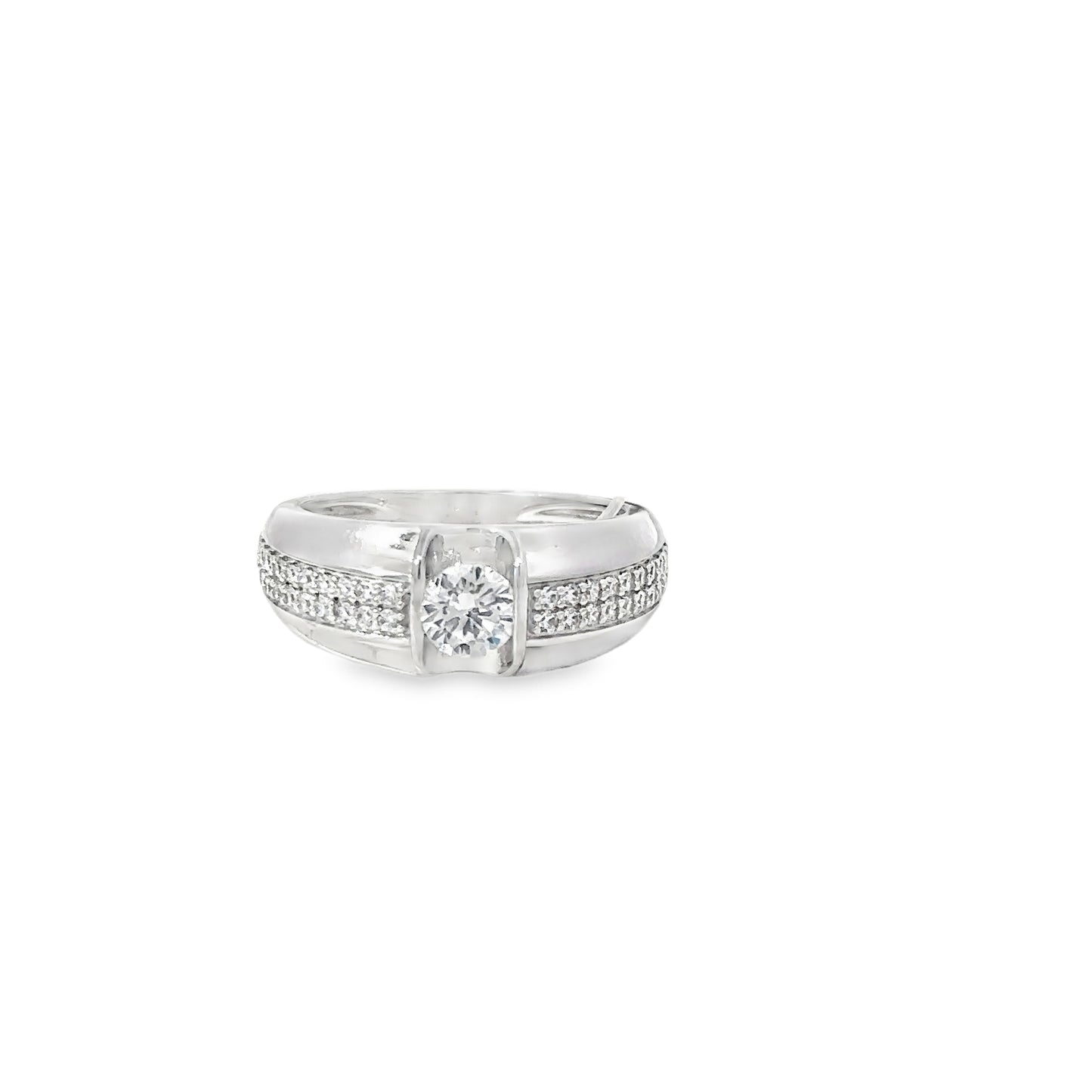 White Gold Solitaire Ring with Round Brilliant Diamond
