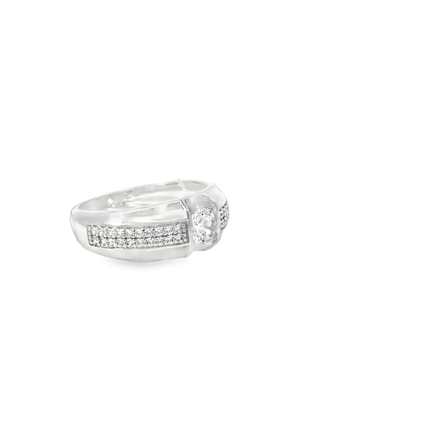 White Gold Solitaire Ring with Round Brilliant Diamond