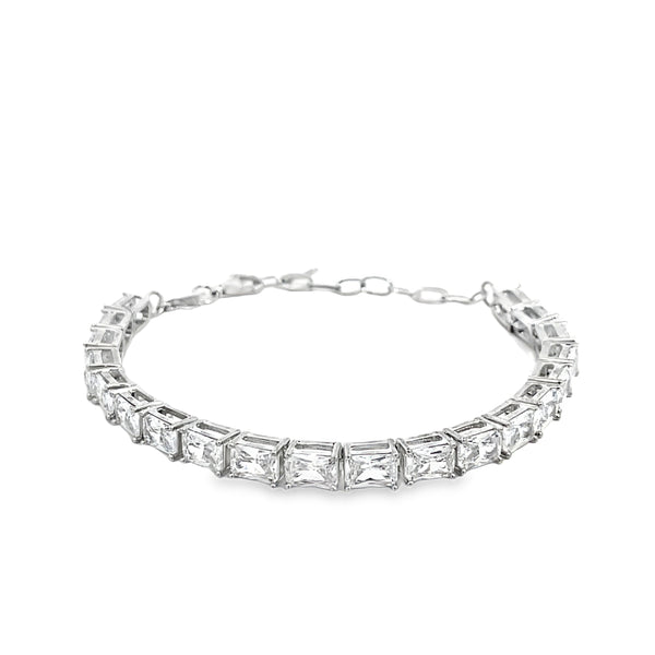 Classic Emerald-Cut Diamond Tennis Bracelet in 18k White Gold