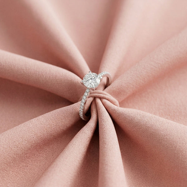 925 Sterling Silver Round Solitaire Ring with Pavé Band