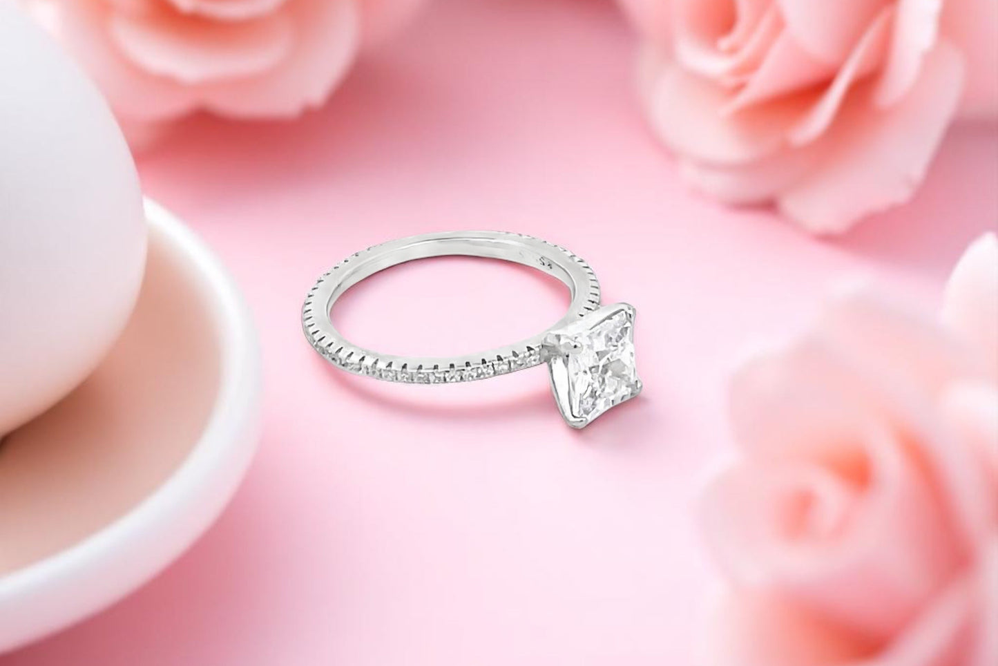 Elegant Silver Ring with Gemstone