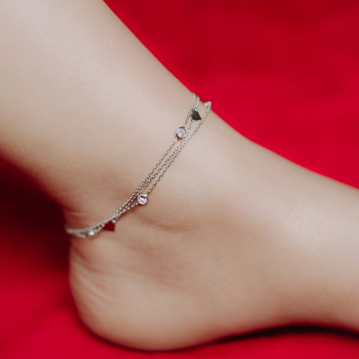 Charming Silver Anklet with Little Hearts and Round Zircon Stones