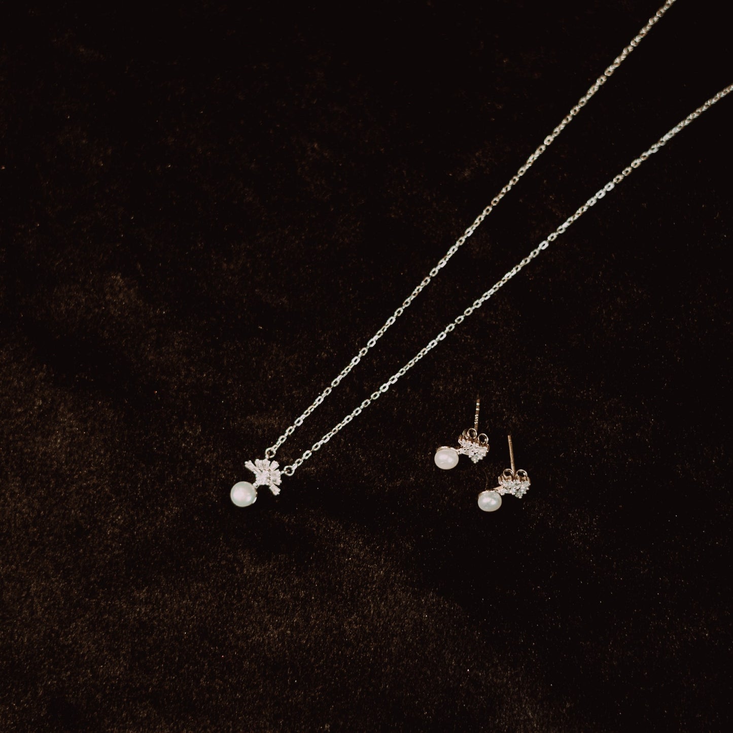 Silver Kalpavriksha Pendant Necklace with Pearls