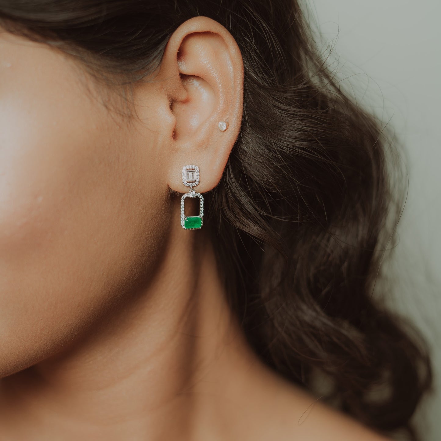 Vintage style crystal drop earrings
