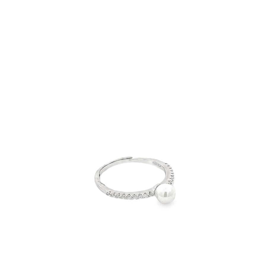 Elegant Pearl Ring