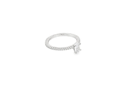 Elegant Oval Solitaire Ring