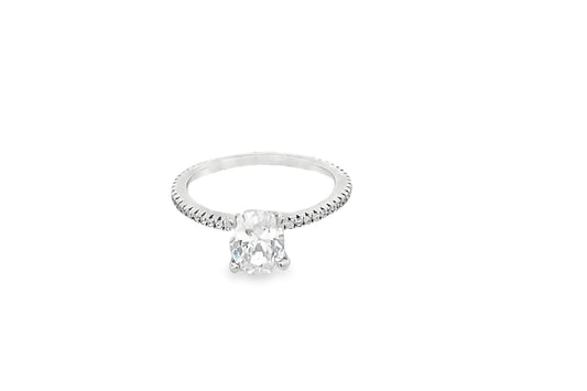 Elegant Silver Oval Ring