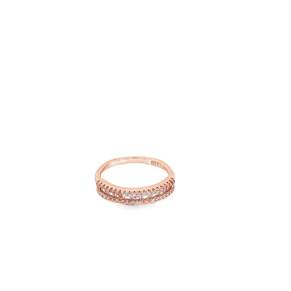 Elegant Rose Gold Diamond Ring