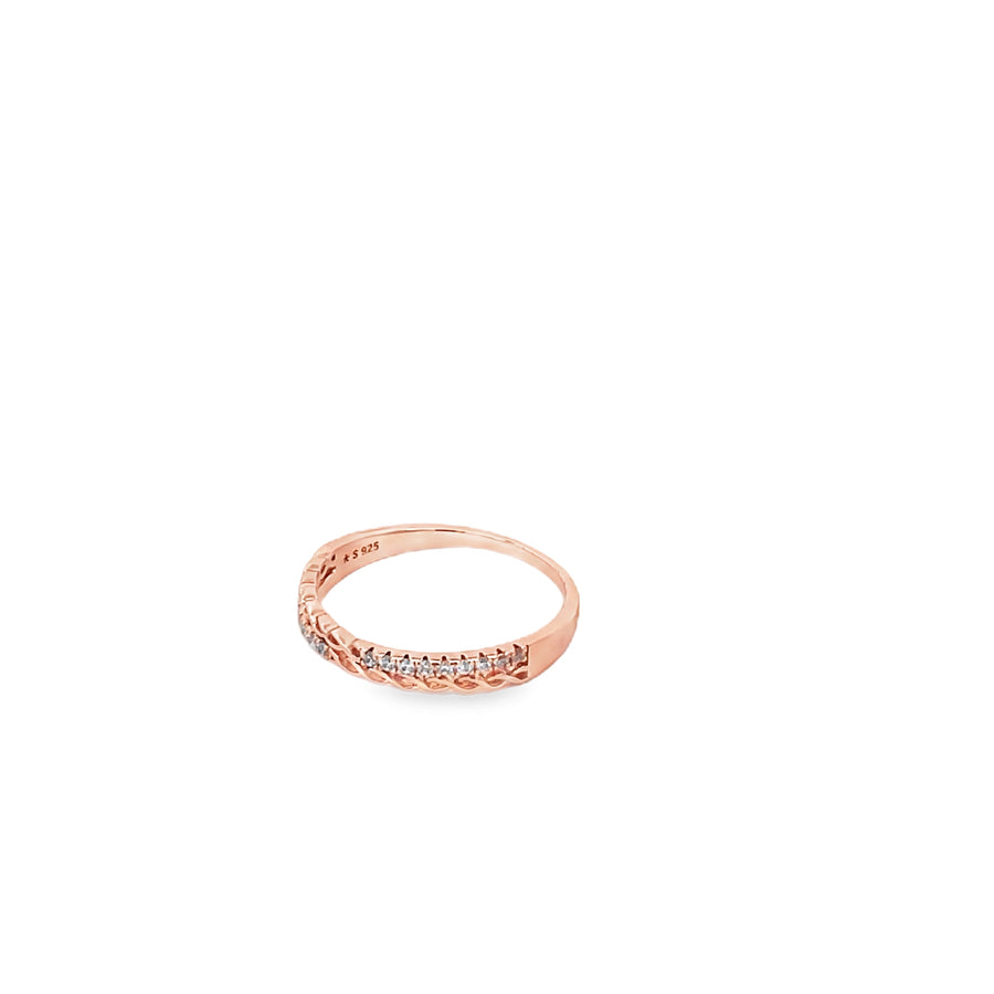 Elegant Rose Gold Ring