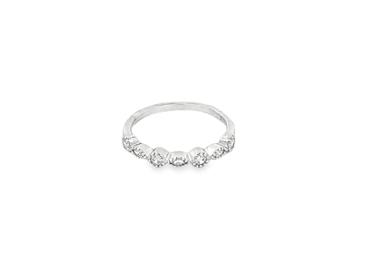 Elegant Band Ring