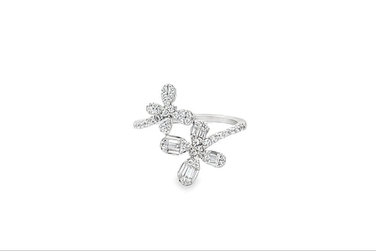 Elegant Blooming Flower Ring