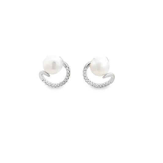 Elegant Pearl and Silver Earrings