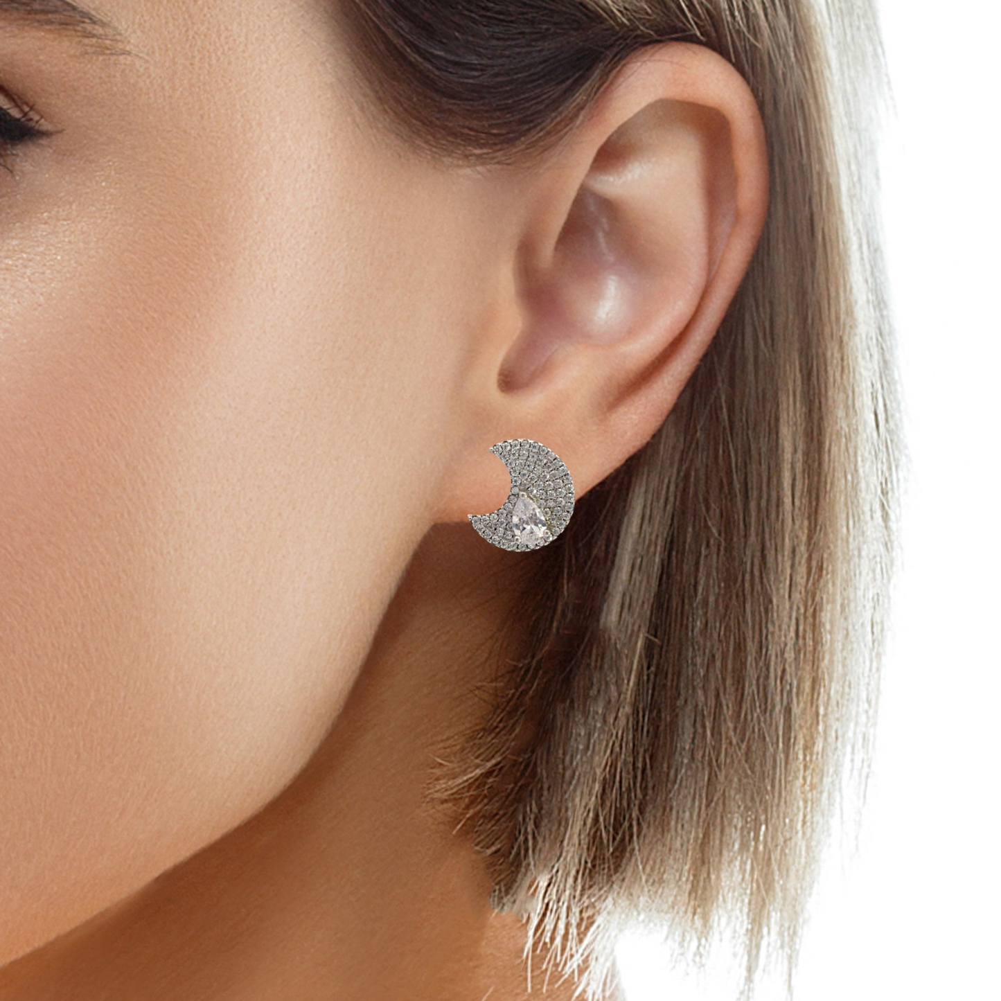 Elegant Sparkling Earrings