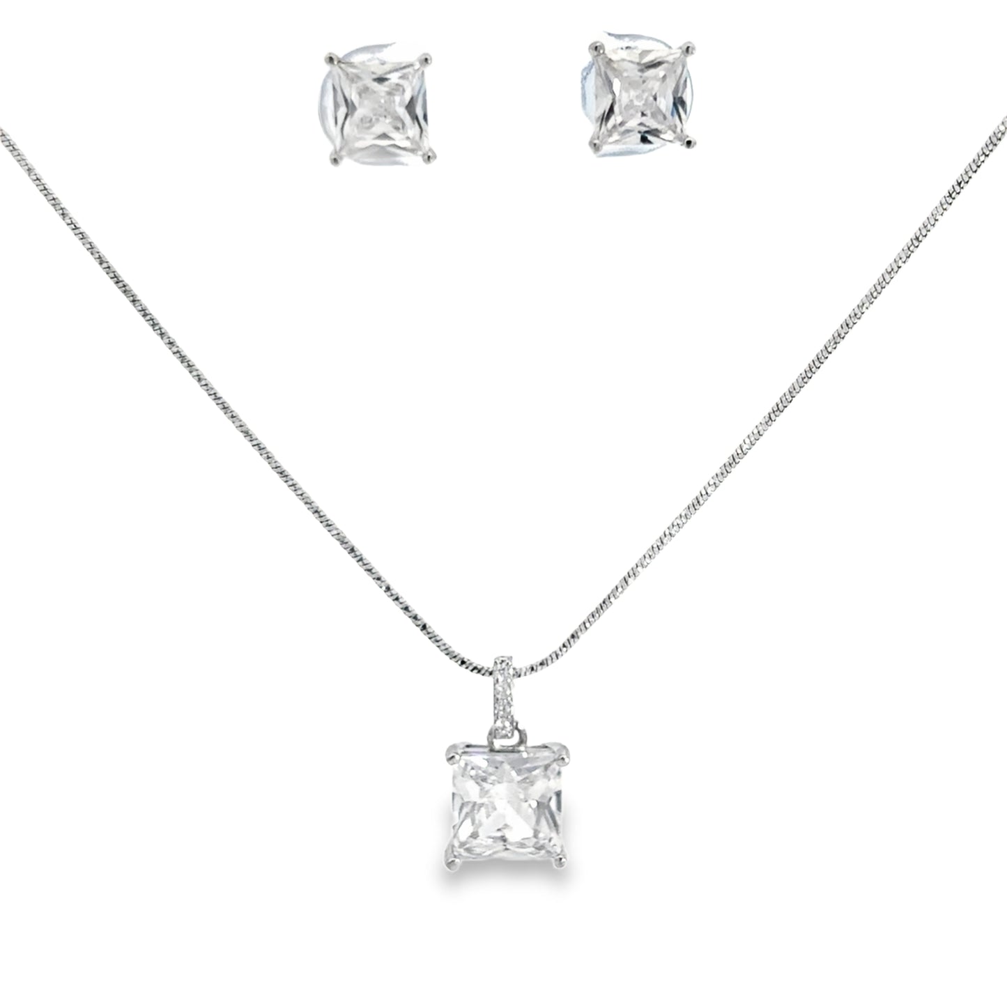 Elegant Jewelry Set with Pendant and Earrings