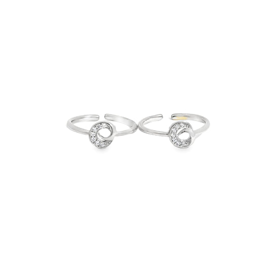 Elegant Silver Toe-Rings with Sparkling Detail