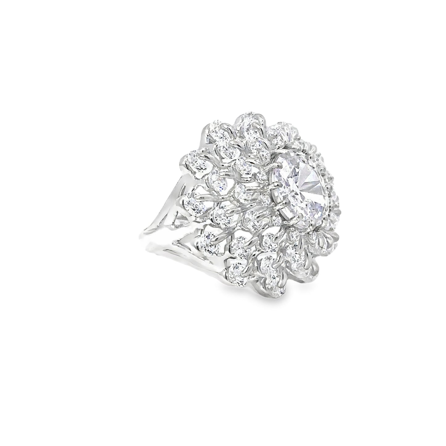 White Gold Cocktail Ring with Oval Diamond