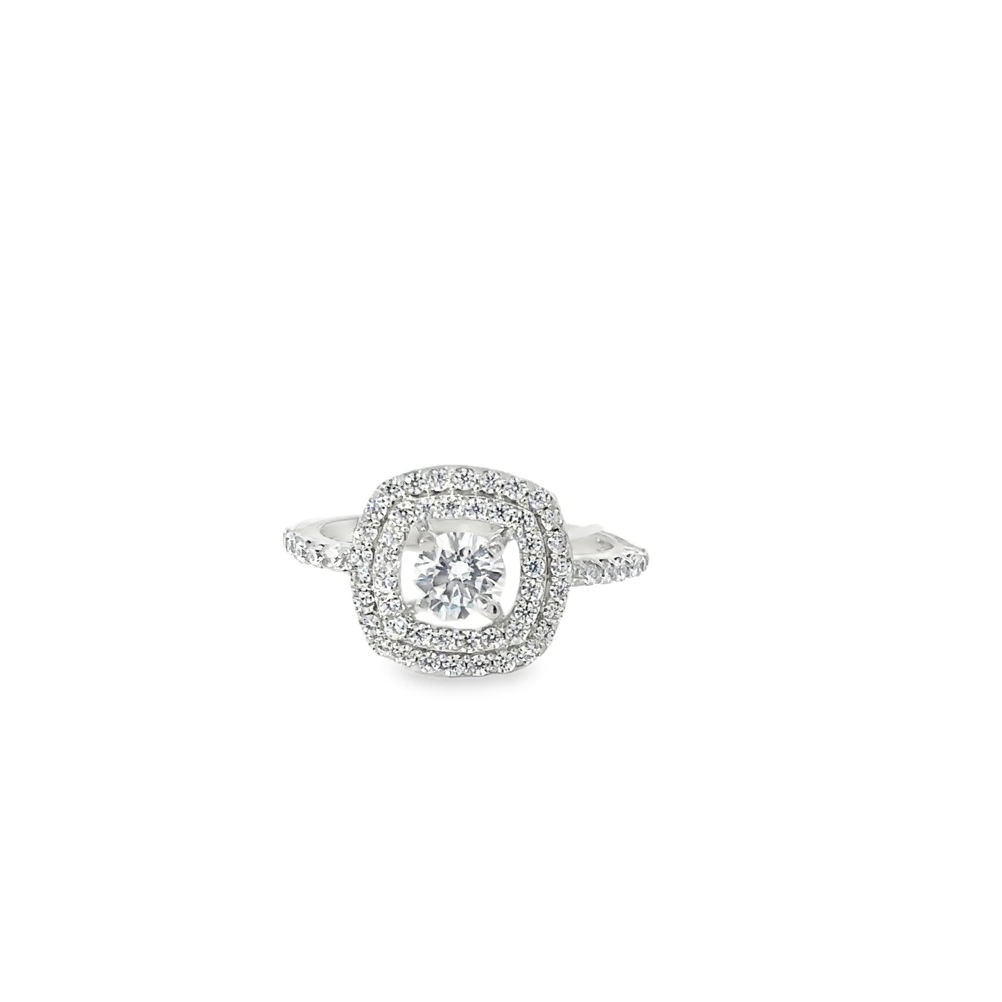 White Gold Engagement Ring with Round Cut Diamond