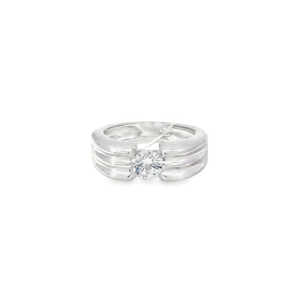White Gold Solitaire Ring with Round Cut Diamond