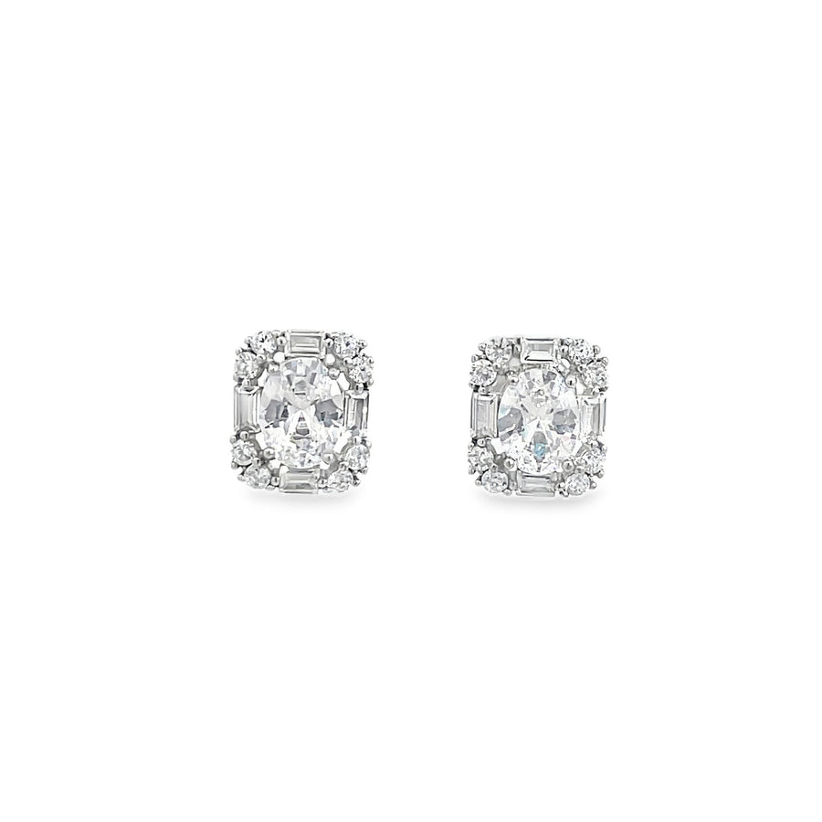 Oval Brilliant Cut Diamond Stud Earrings in White Gold