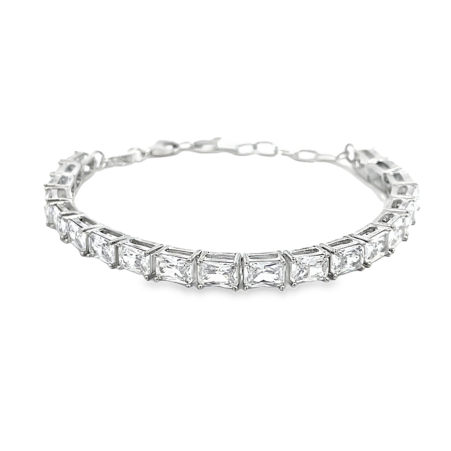 Classic Emerald-Cut Diamond Tennis Bracelet in 18k White Gold