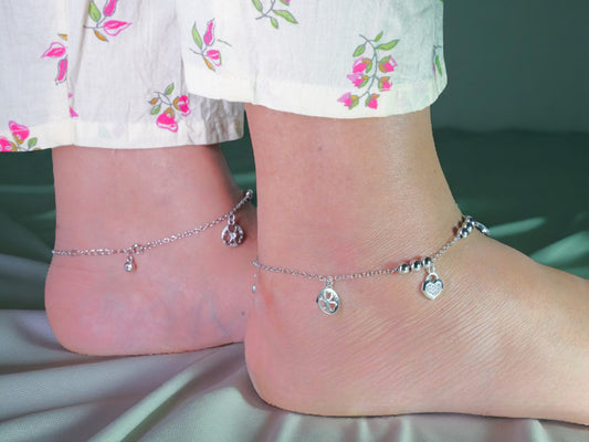 Whispers of Grace Anklet