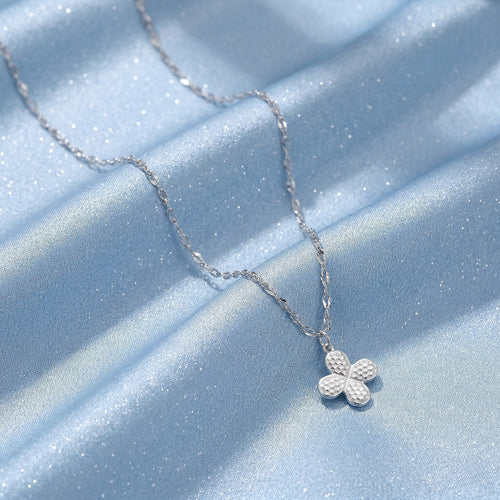 925 Silver Clover Pendant Necklace – Textured Floral Charm Minimalist Jewelry