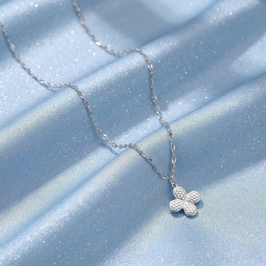 925 Silver Clover Pendant Necklace – Textured Floral Charm Minimalist Jewelry