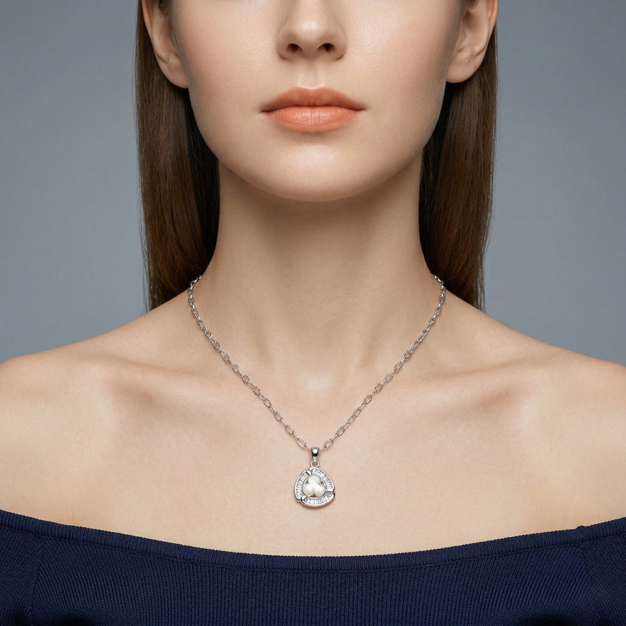 925 Silver Clover Mother of Pearl Necklace – Vintage-Inspired Lucky Charm Pendant