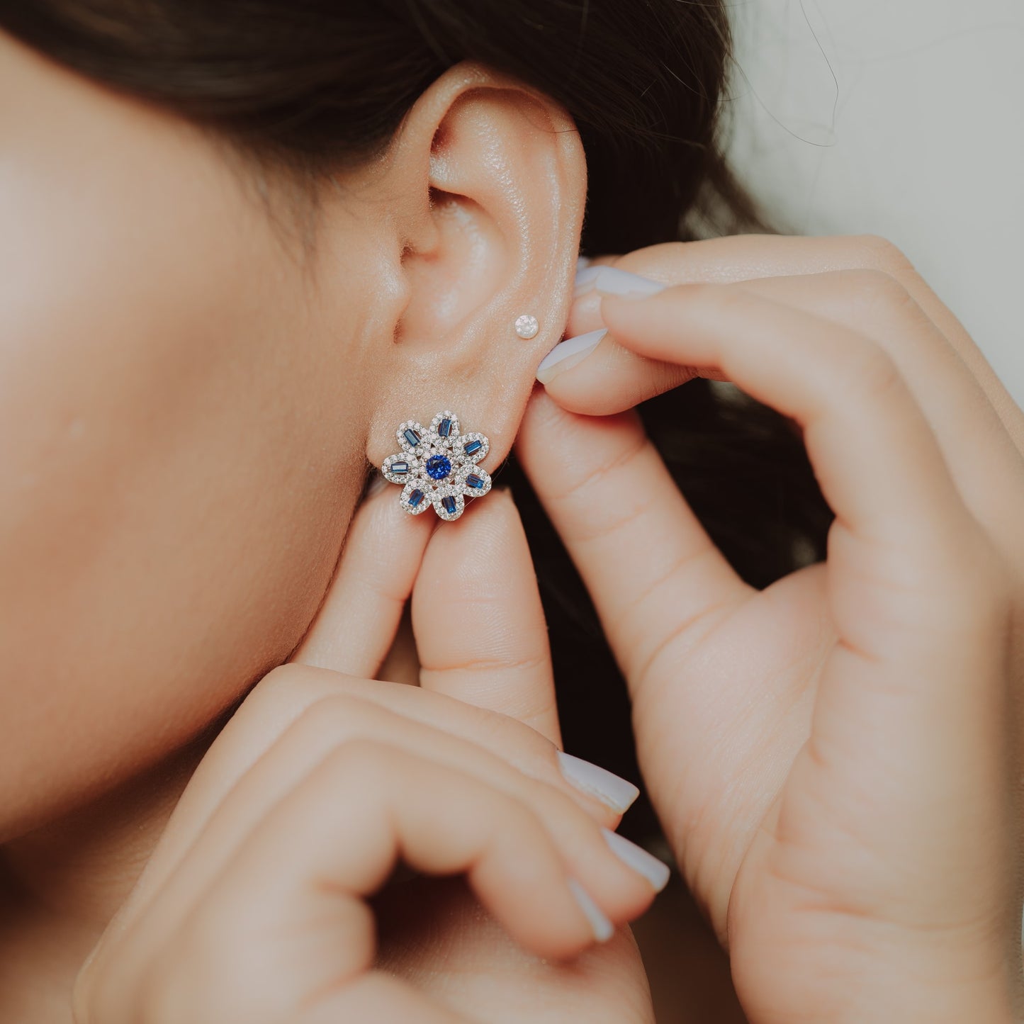 Silver Shimmer Flower Color Stone Earrings