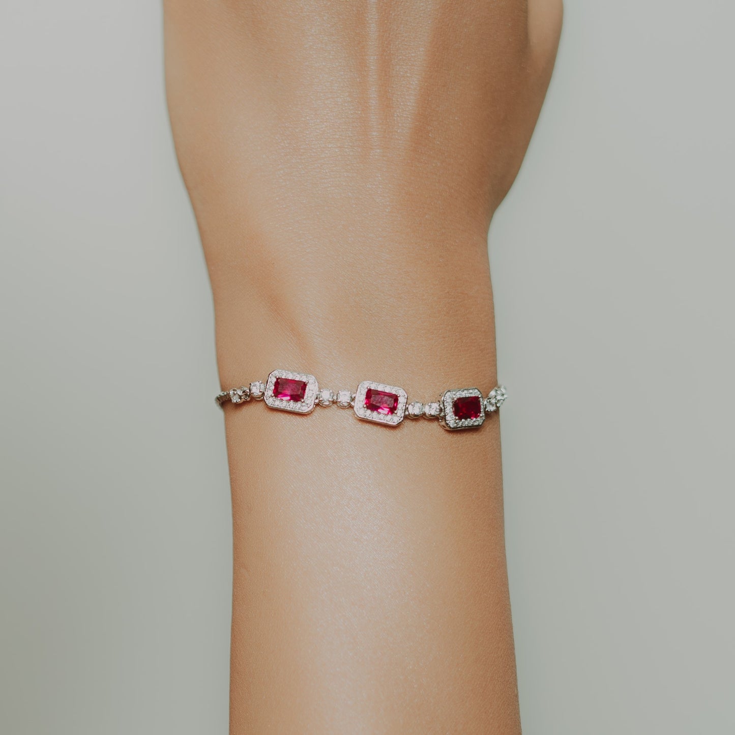 Zirconia Triple Roseate bracelet