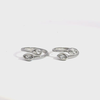 Elegant Silver Toe-Rings with Gemstones